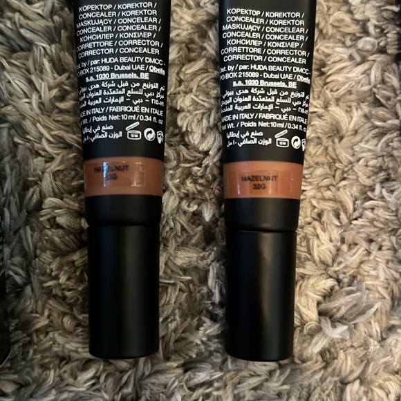 2x Huda Beauty Concealer Hazelnut - Picture 4 of 5